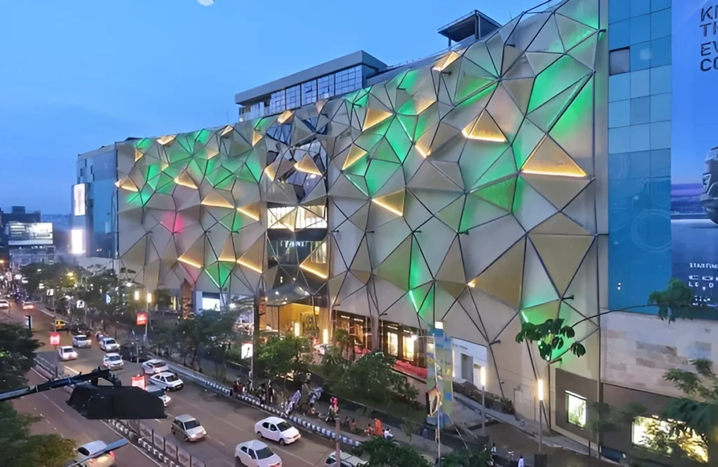 Quest Mall (Ballygunge) - Image 1