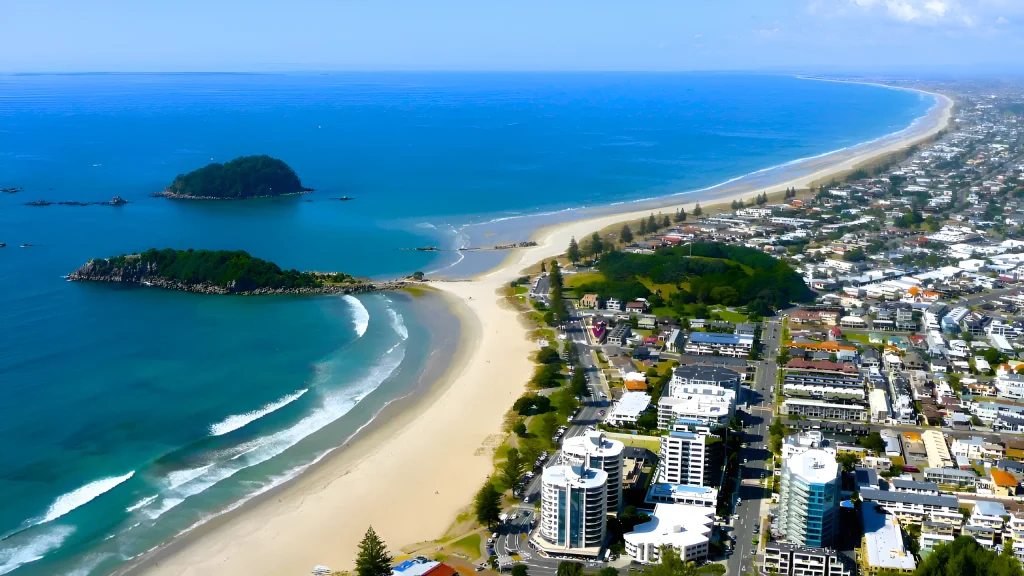 Mount Maunganui Main Beach